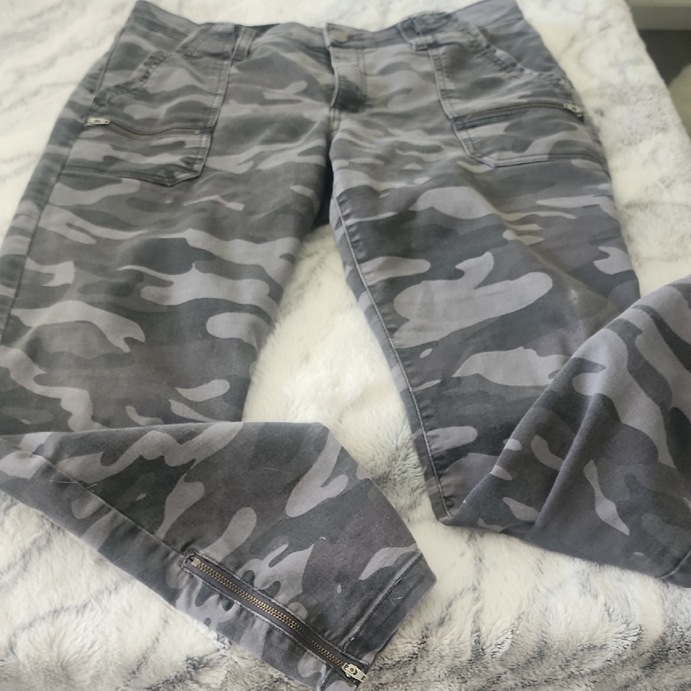 Knox Rose Womens Gray Camo Cargo Pants